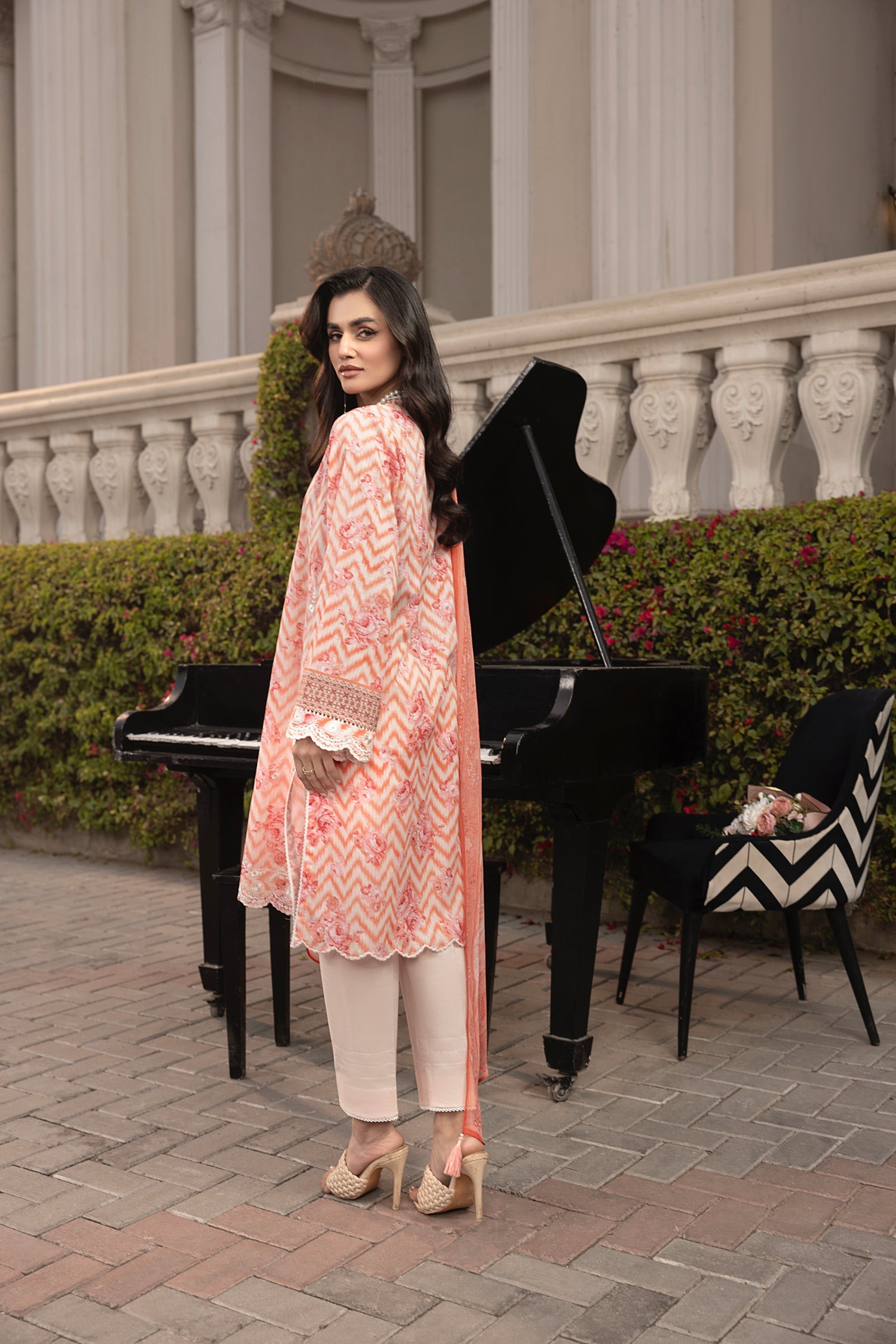 Lakhany Komal Lawn`25 MM#254