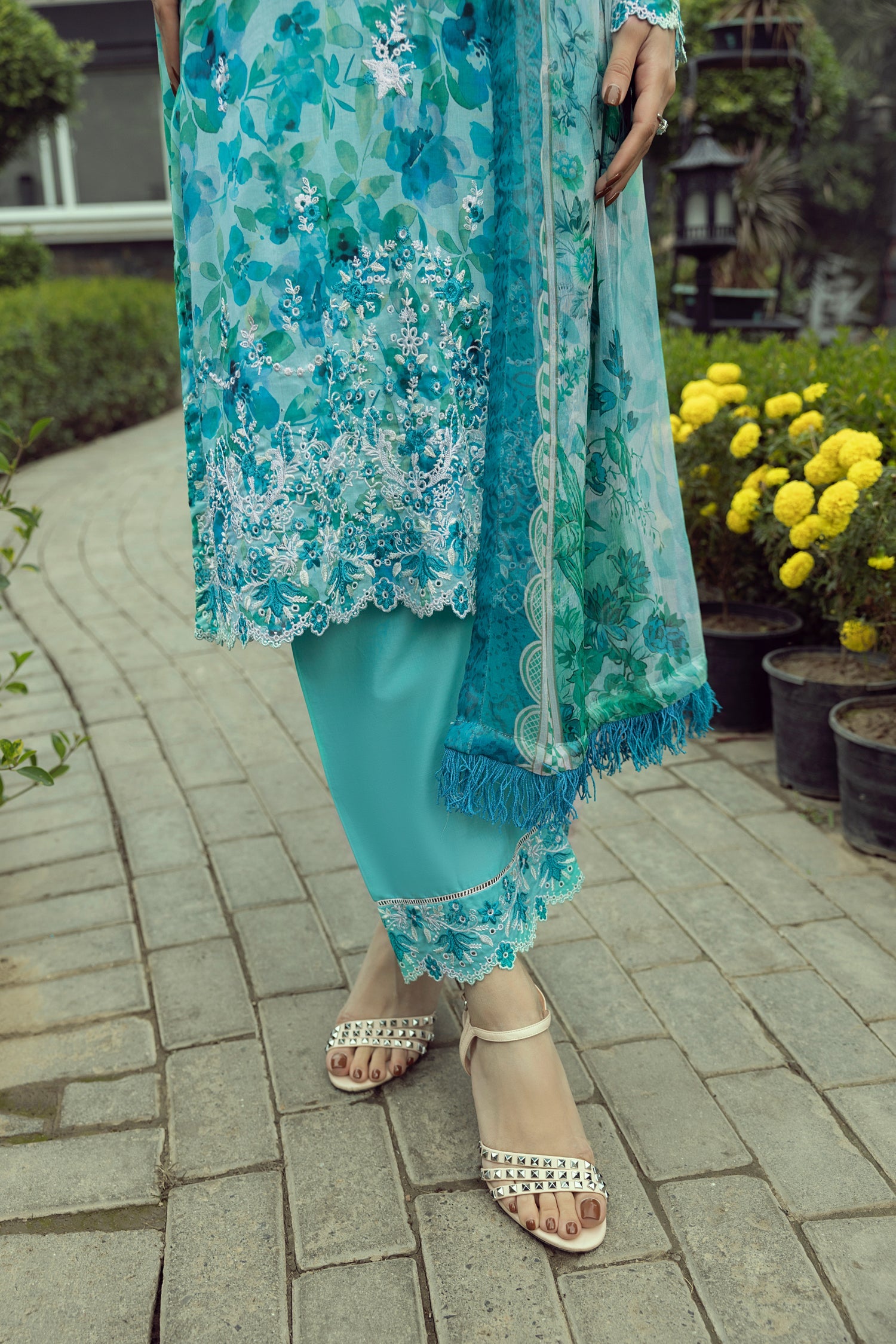 Lakhany Spring Emb Lawn`25 RL#149