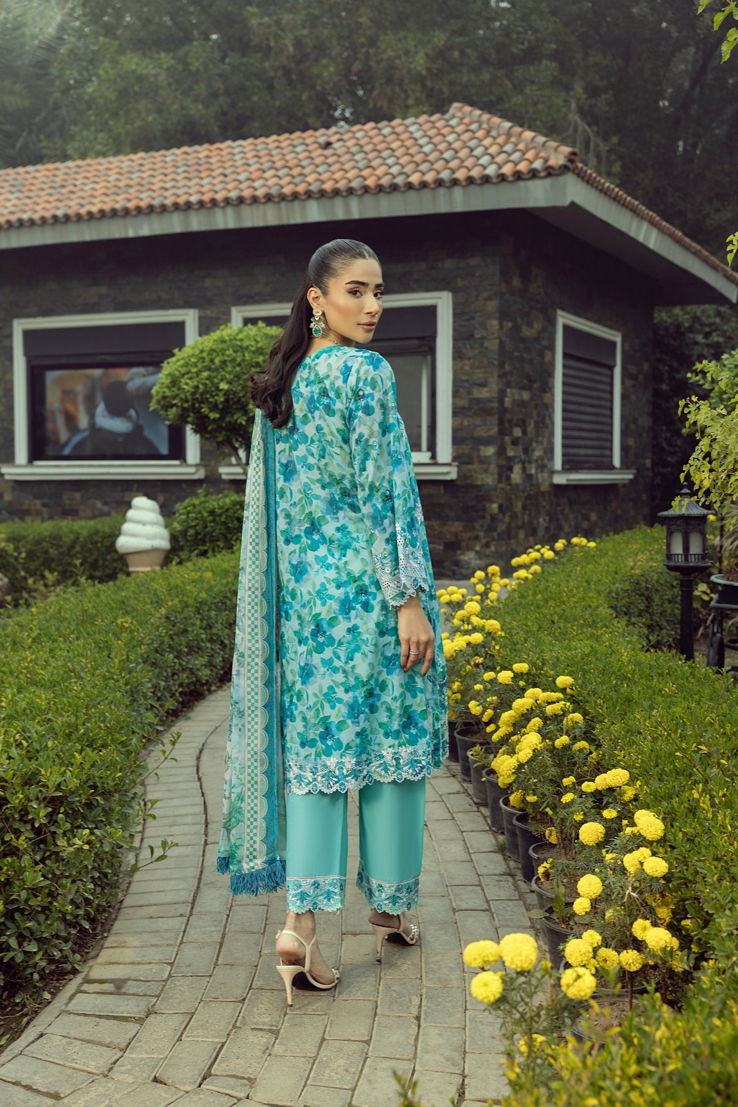 Lakhany Spring Emb Lawn`25 RL#149