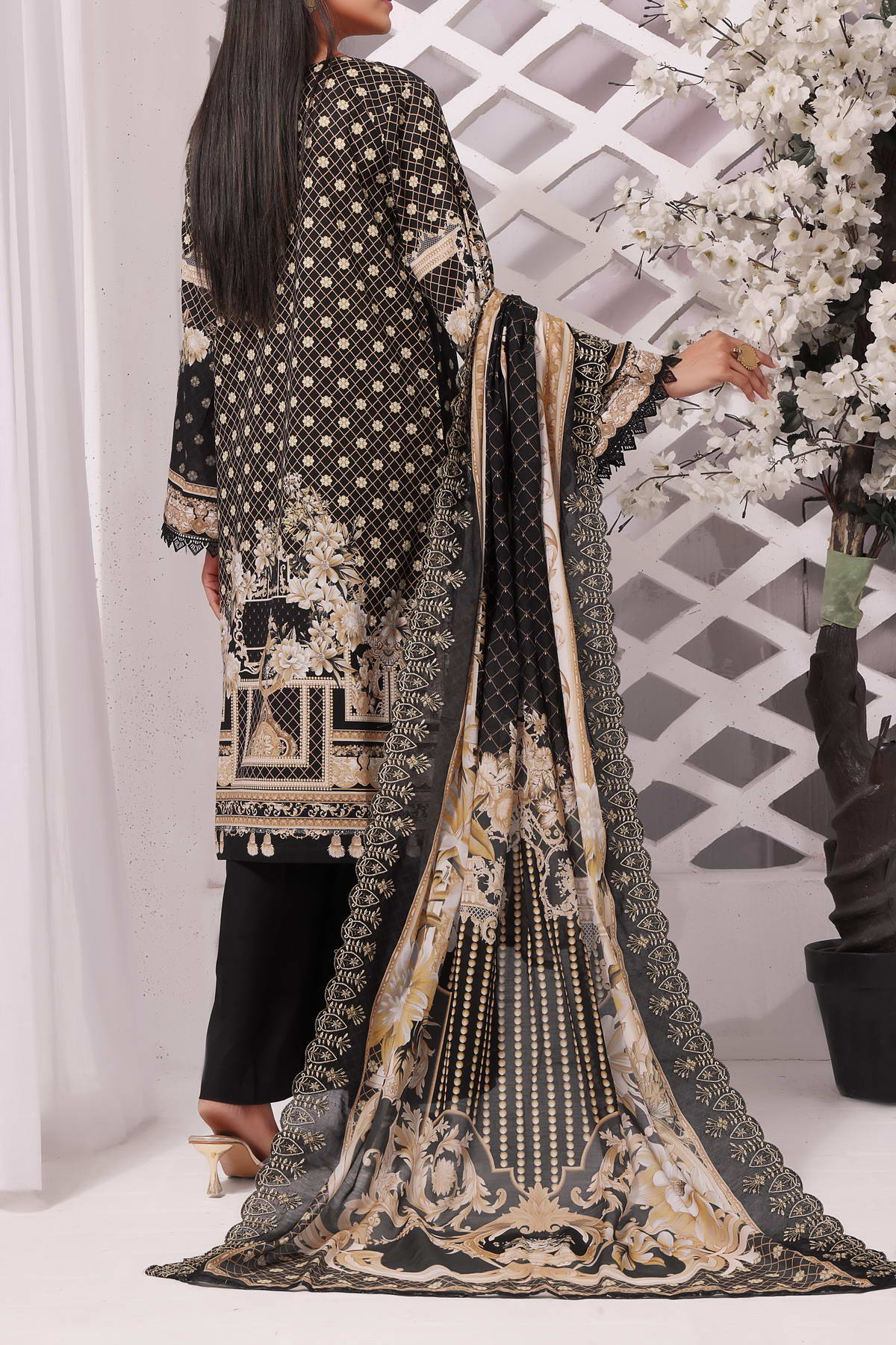 Misri Digital Emb Lawn`23 D#218 Black