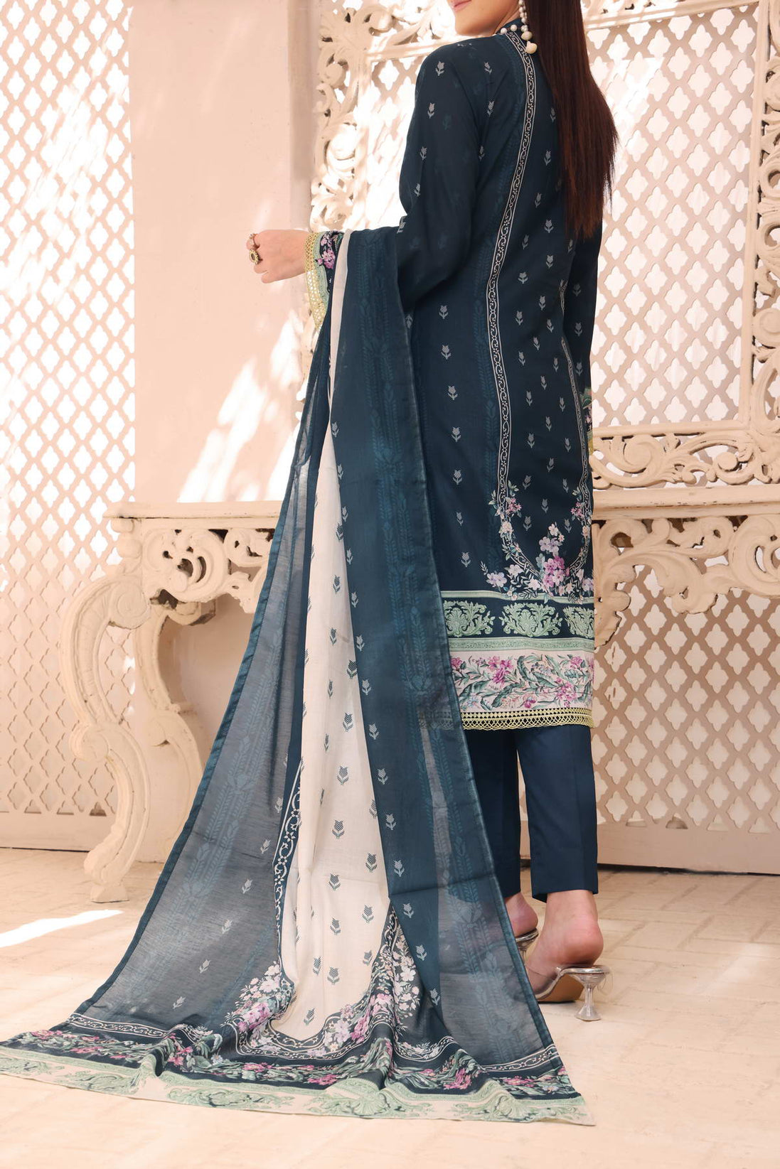 Misri Digital Print Lawn'23 D#07 D Grey