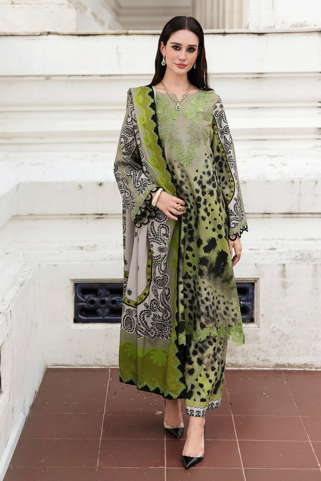 BR Charizma Combination Linen`25 D#10