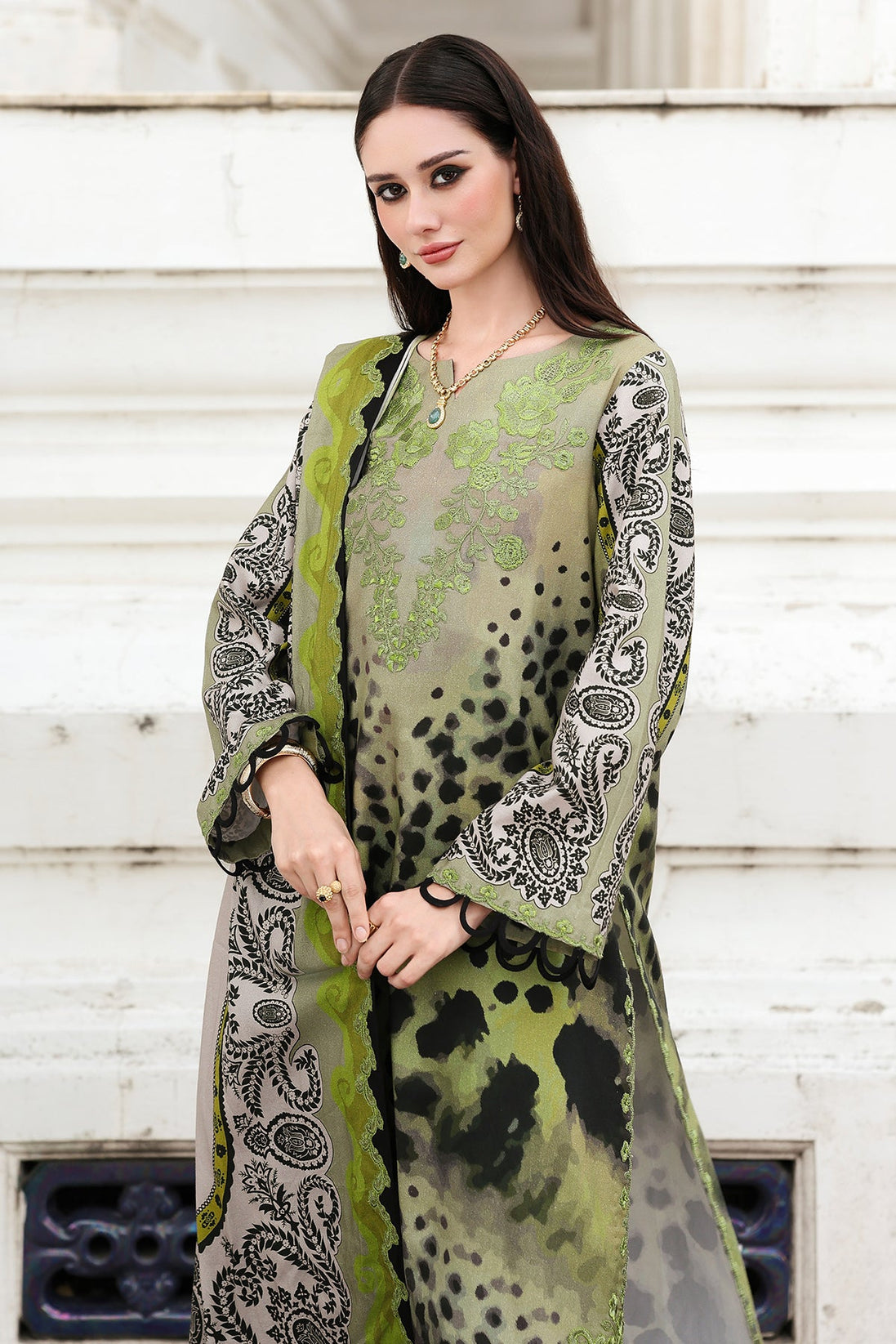 BR Charizma Combination Linen`25 D#10