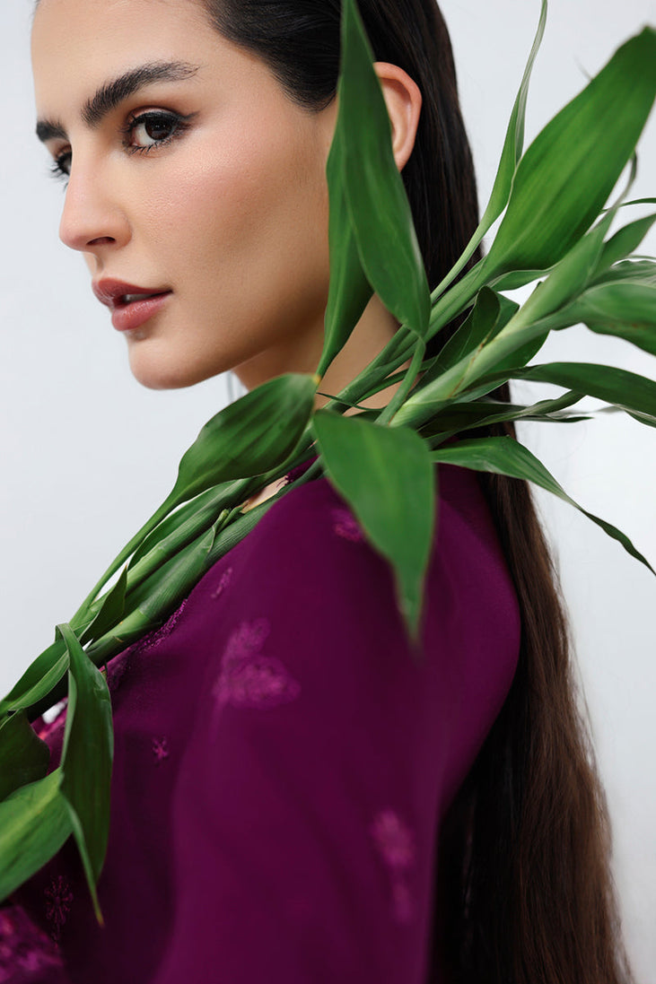 Qalamkar Qline Linen Collection`25 D#01