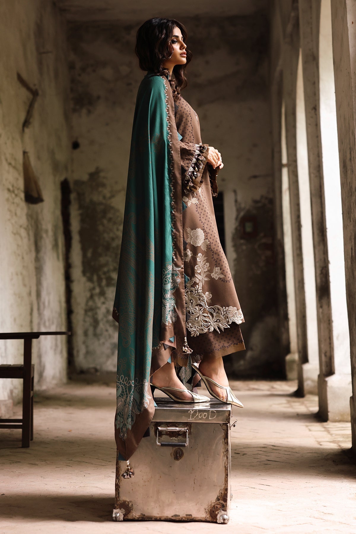 BR Charizma Combination Linen`25 D#16