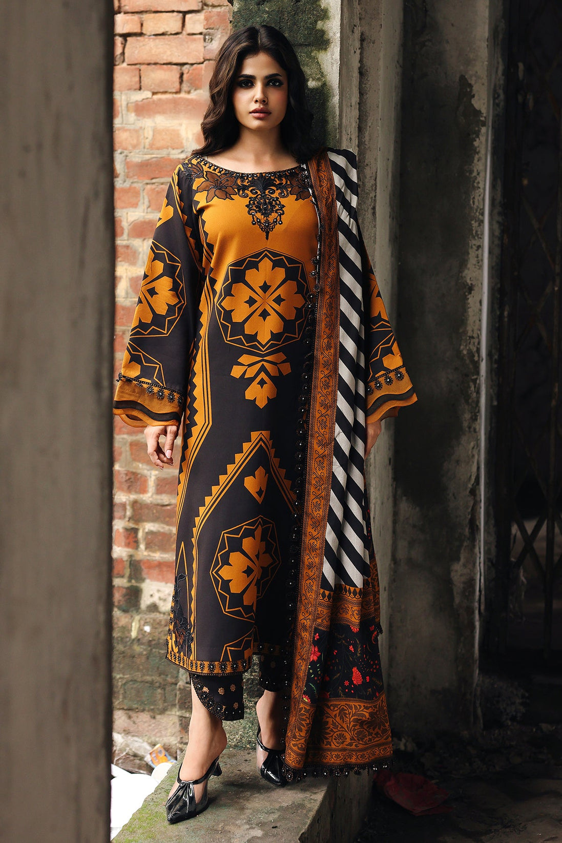 BR Charizma Combination Linen`25 D#13
