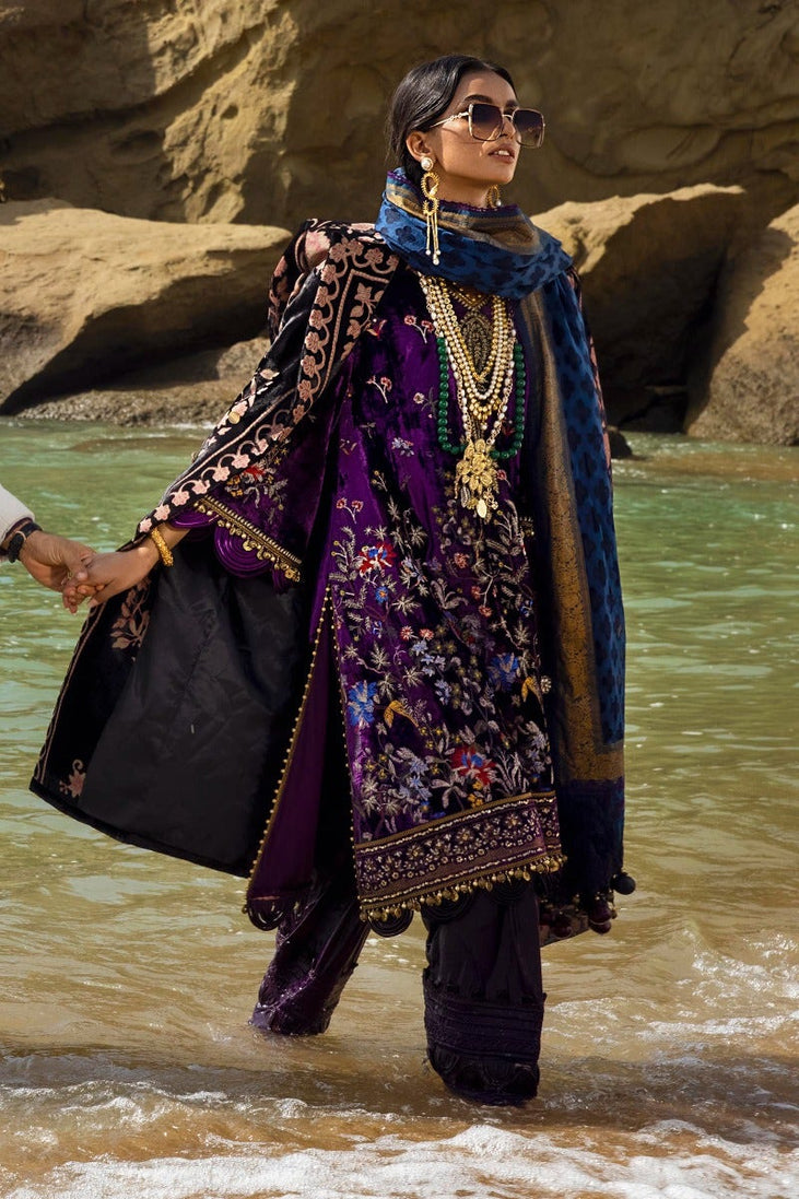 Sana Safinaz Winter Velvet Collection'21 D#6