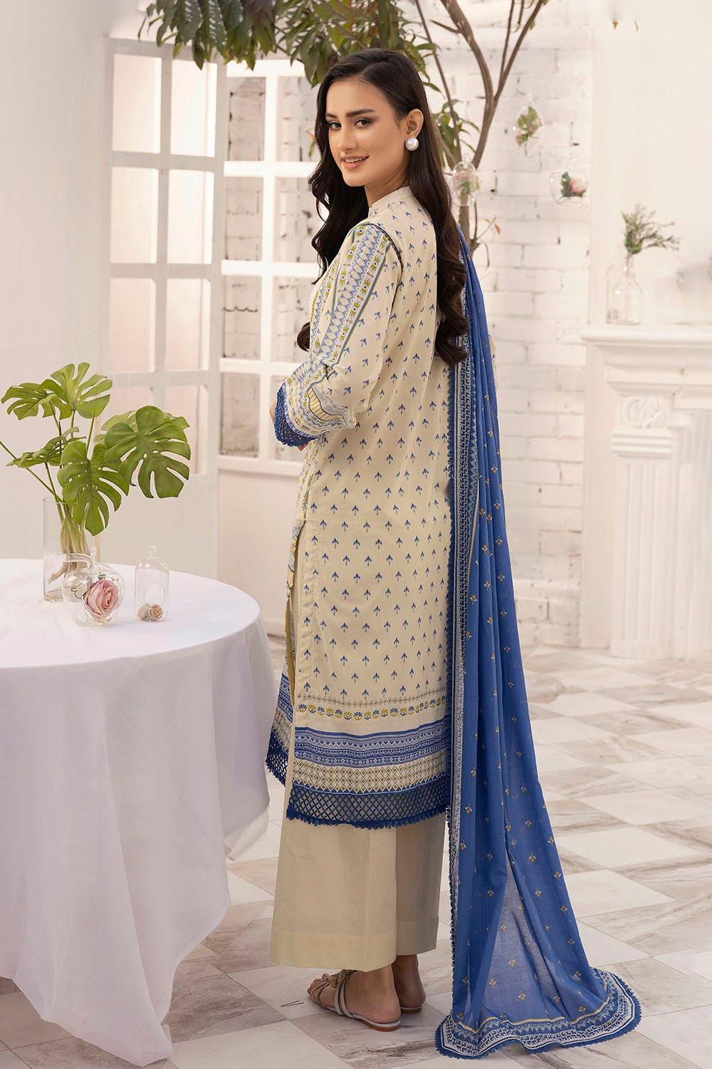 Gul Ahmed Summer Lawn'25 CL#52326-A
