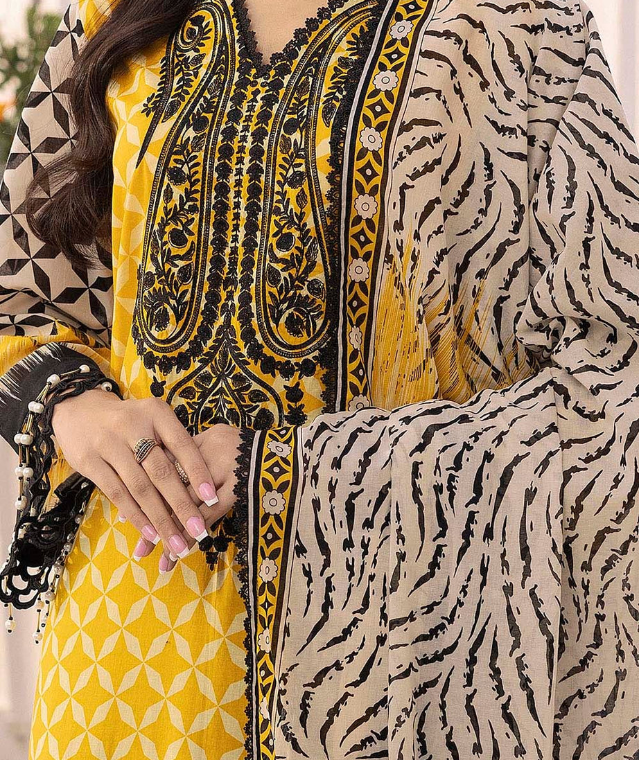 Gul Ahmed Summer Lawn'25 CL#52316-A