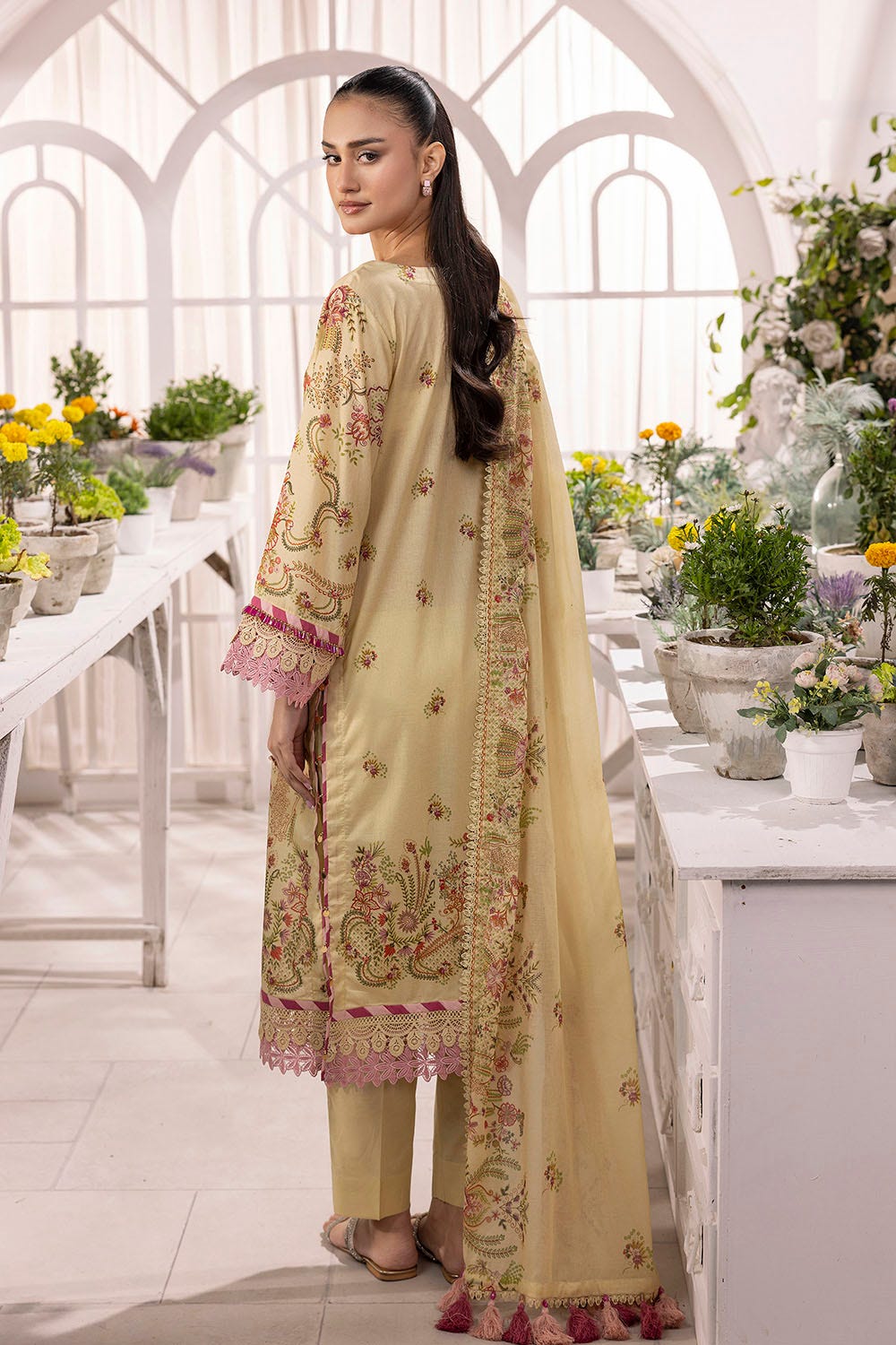 Gul Ahmed Summer Lawn'25 CL#52098-A