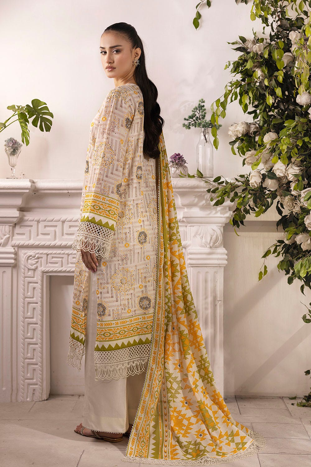 Gul Ahmed Summer Lawn'25 CL#52343