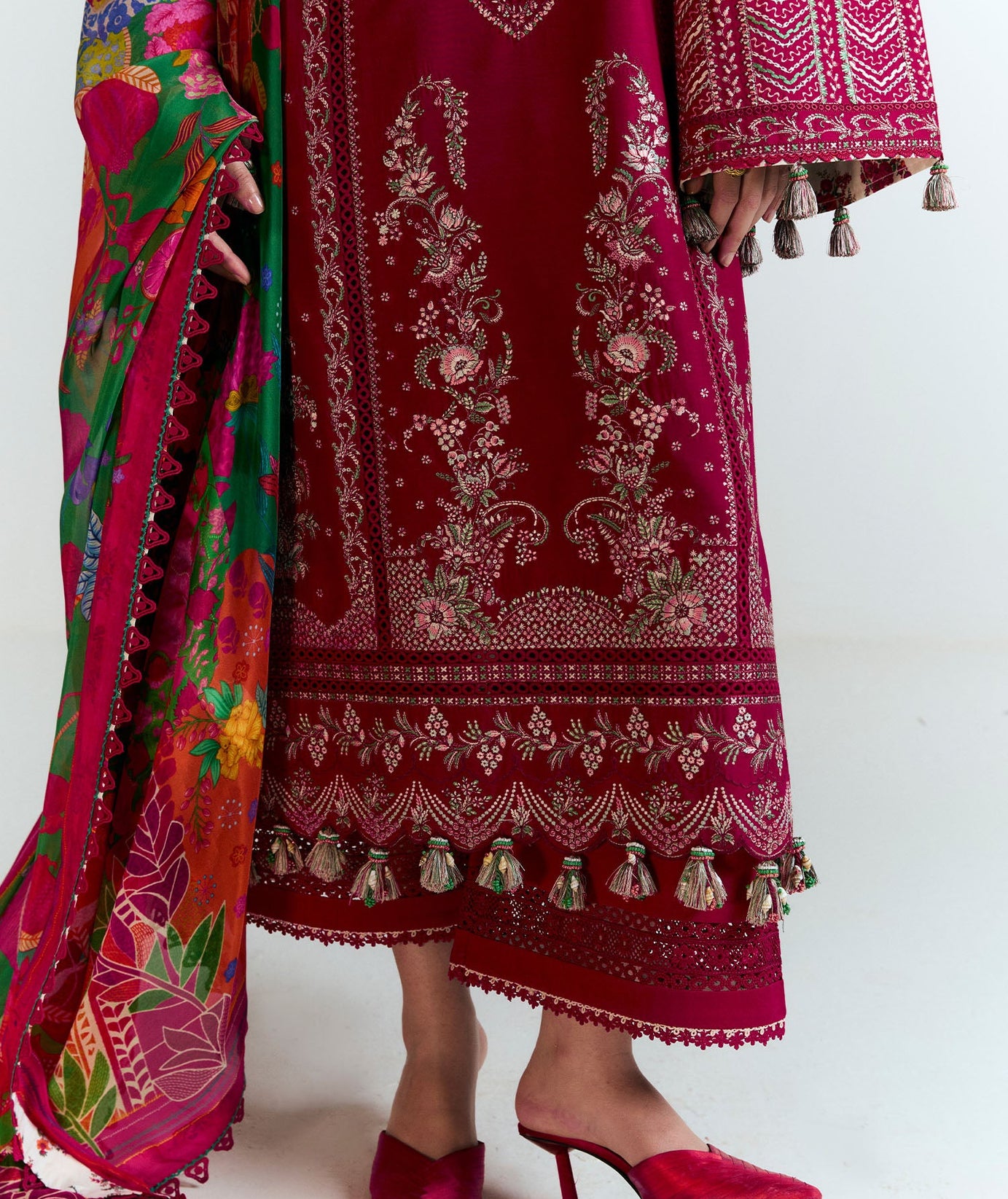 Hussain Rehar Nirmal S/S Luxury`25 (Saaha)
