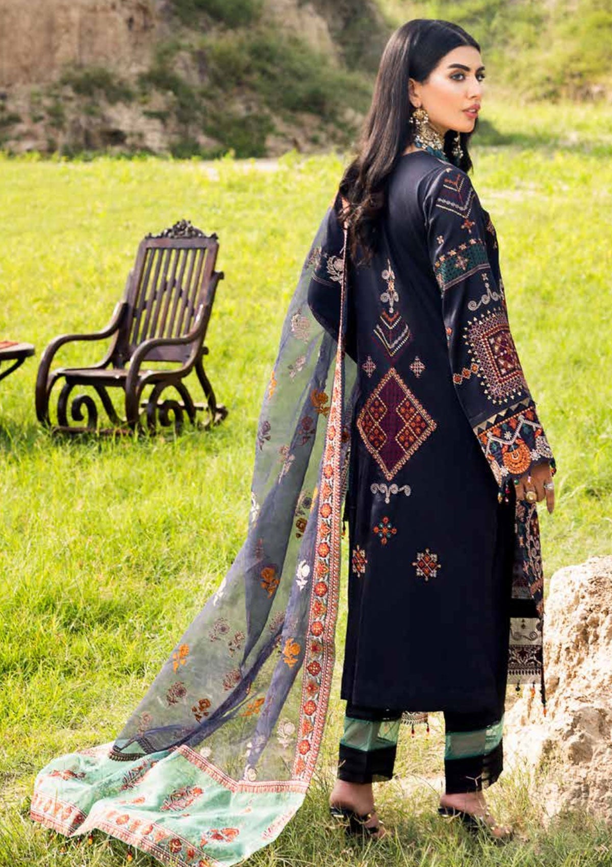 Muscari Emb Cotton Satin`22 D#100