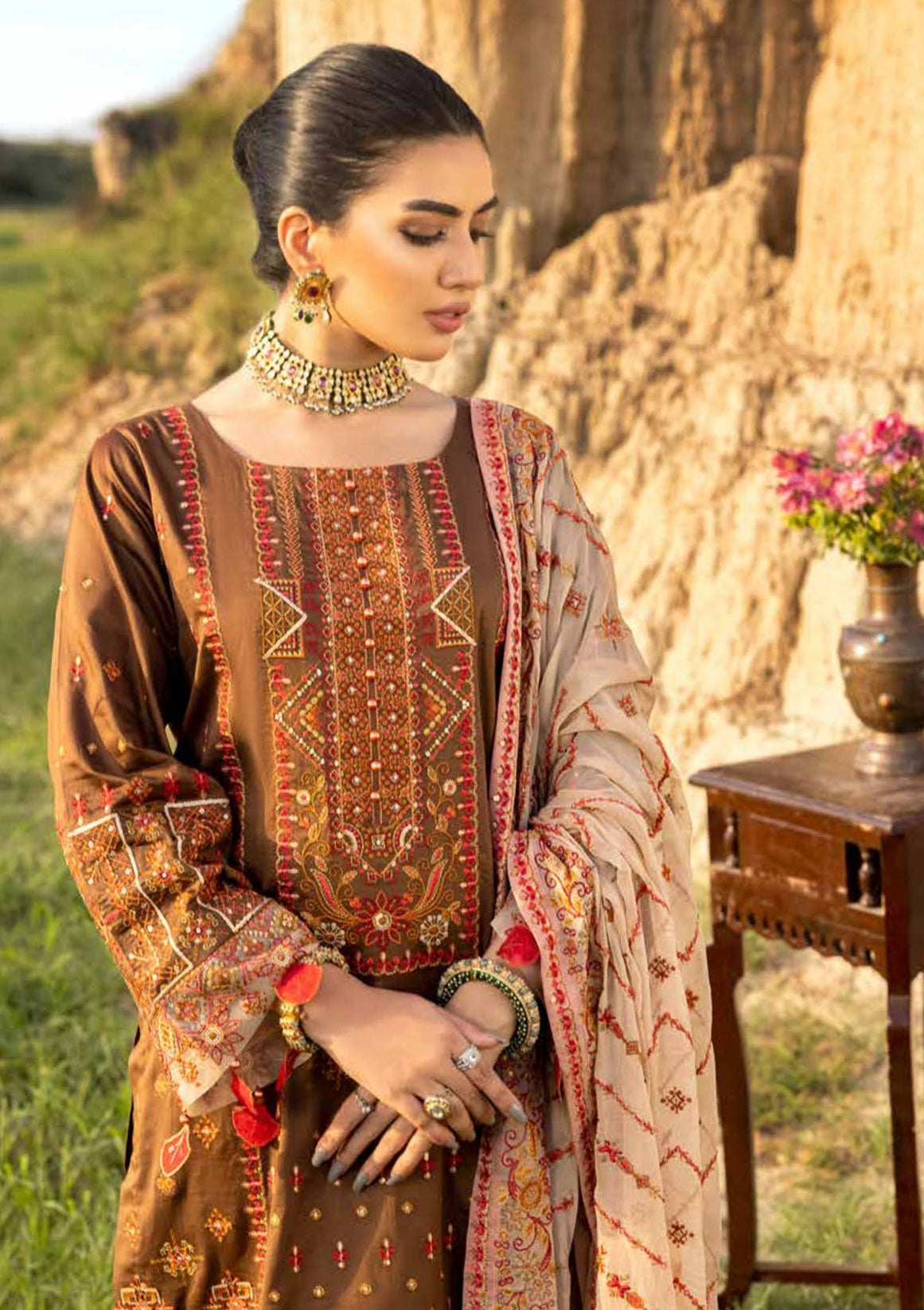 Muscari Emb Cotton Satin`22 D#109