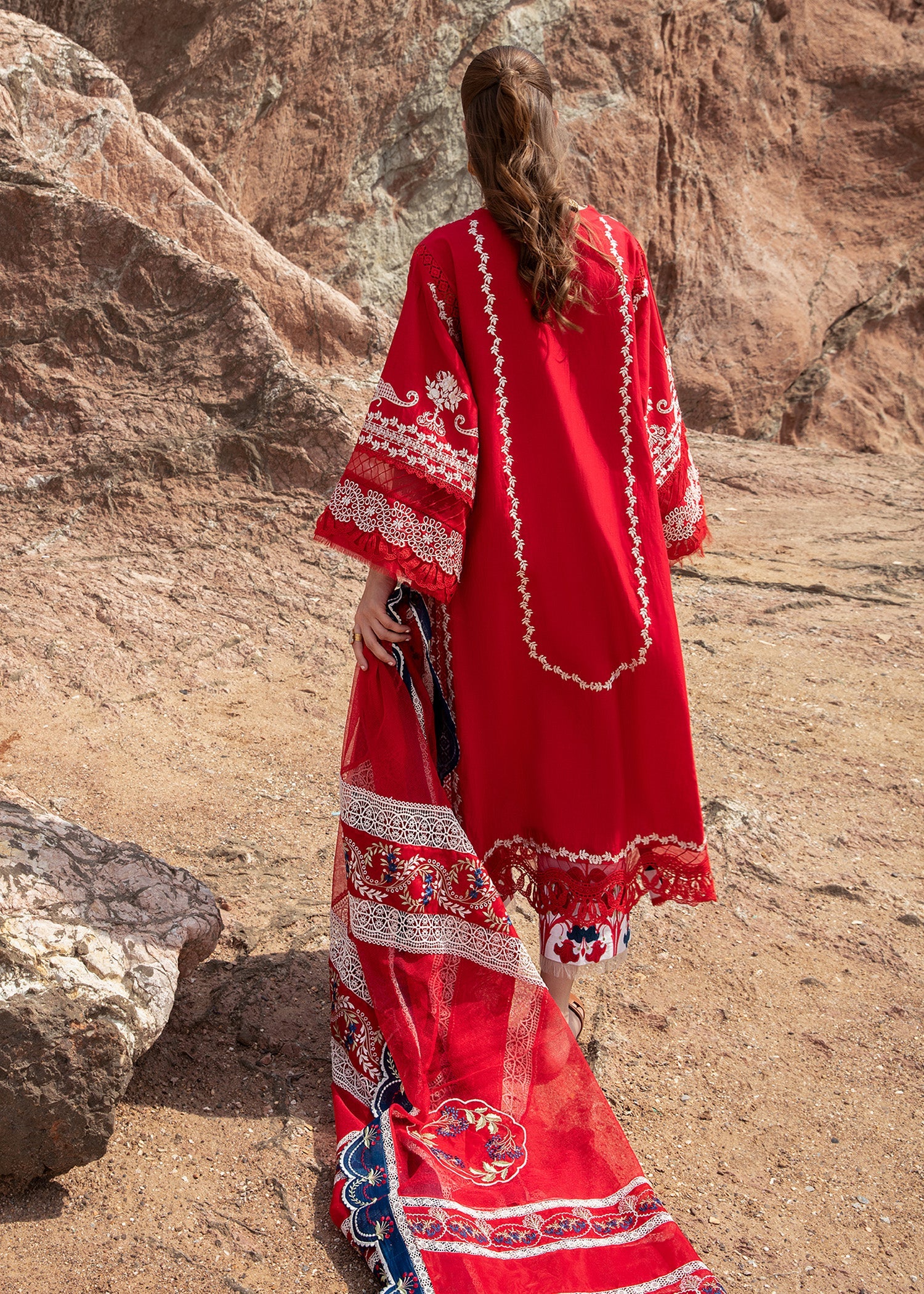 Saira Shakira By Crimson Lawn'24 D#5A