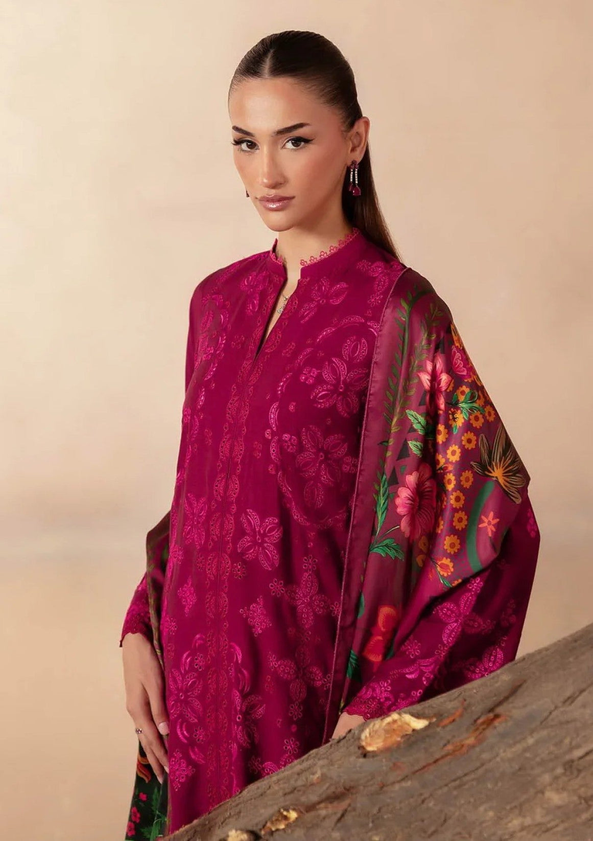 Raj Bari Sareen C/Kari Viscose`25 D#10
