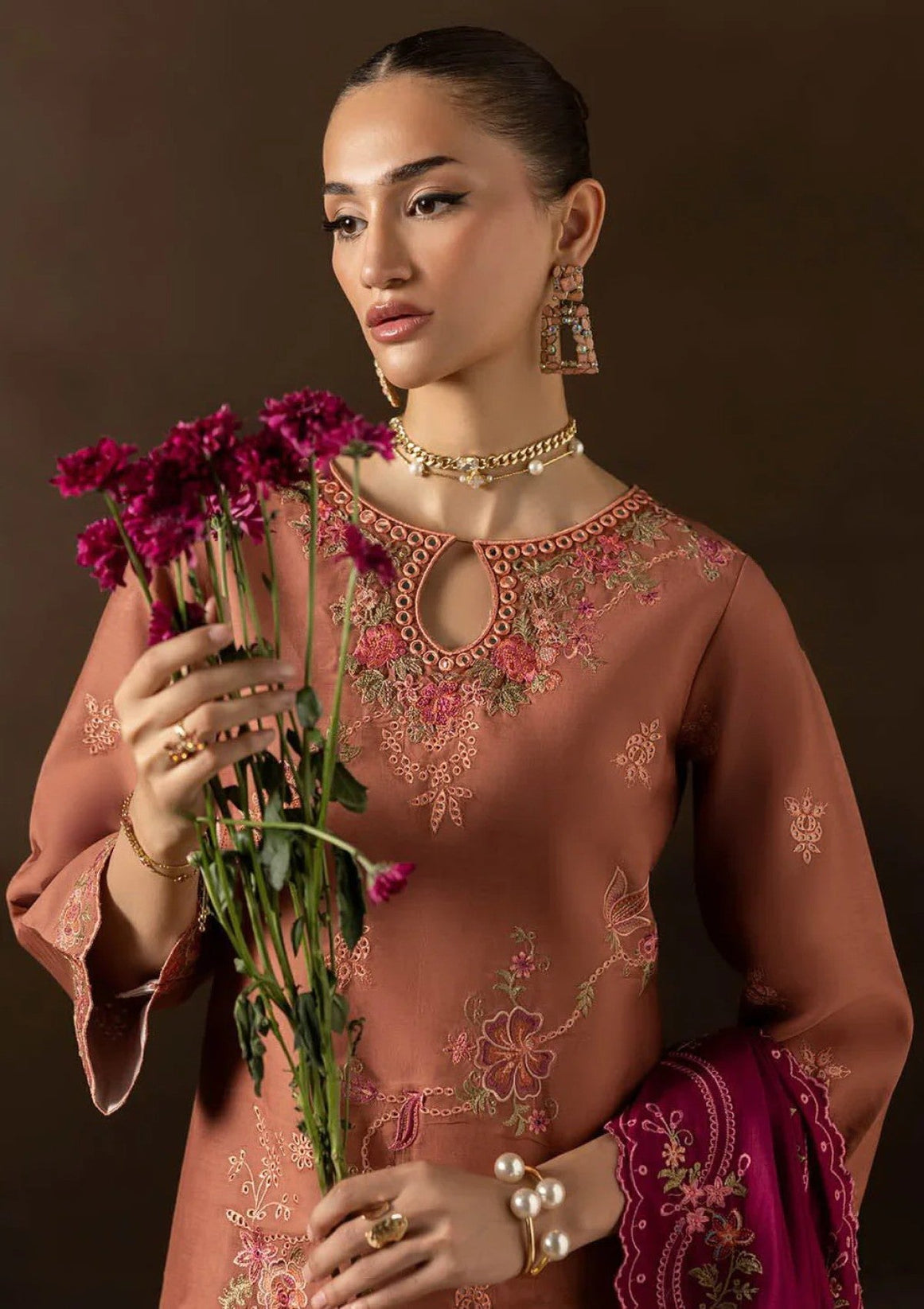 Raj Bari Sareen C/Kari Viscose`25 D#12