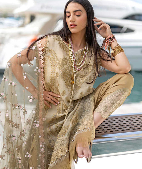 Sobia Nazir Luxury Lawn '22 D#10a