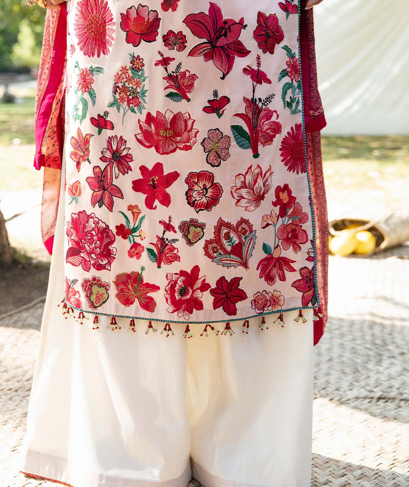 Hussain Rehar Mausam Lawn'23 D# ( Gaelic)