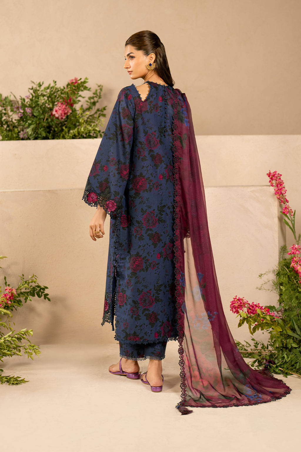 Iznik Festive Lawn Eid Edit'25 D#12