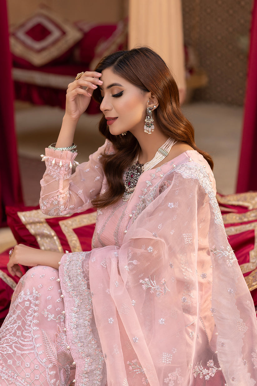 Neeshay Dastgarh Festive'24 MEHR
