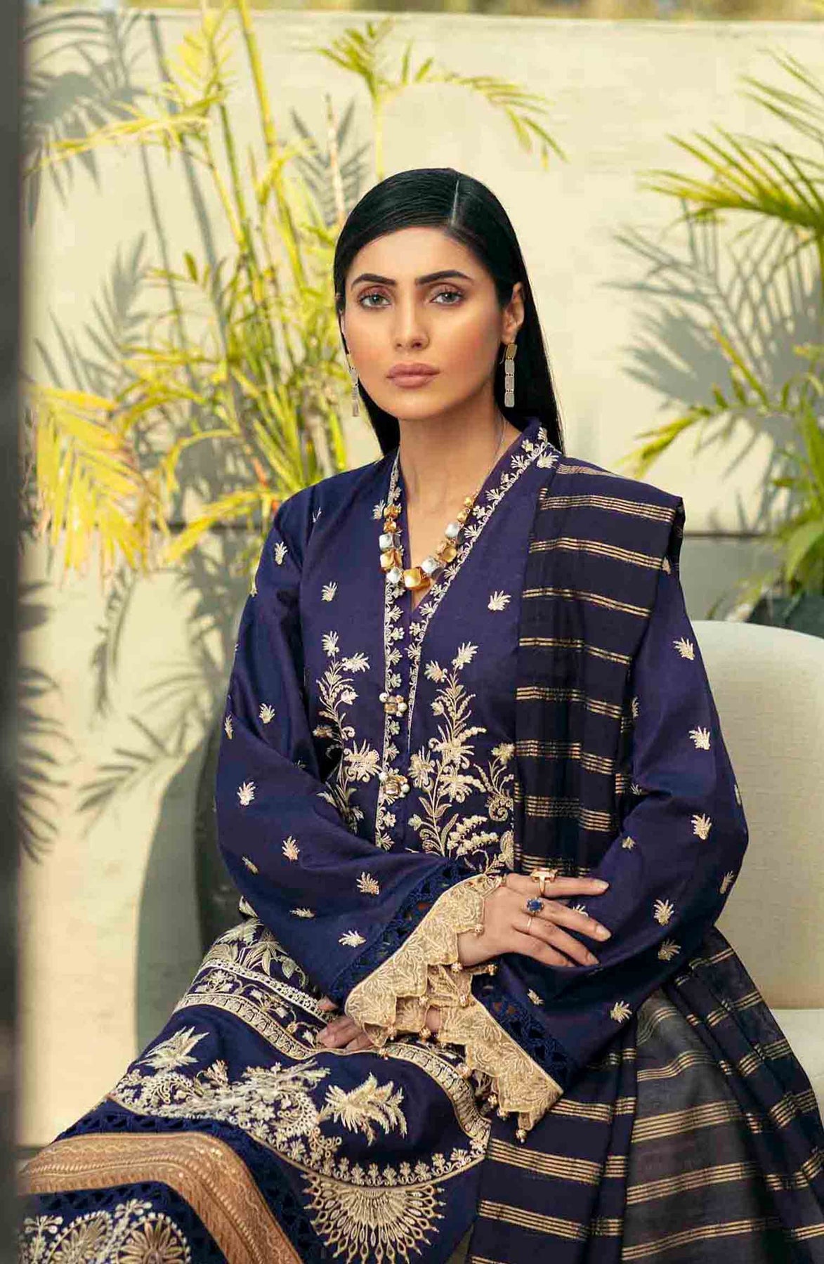 Raaya Carnation L/Lawn`22 D#02
