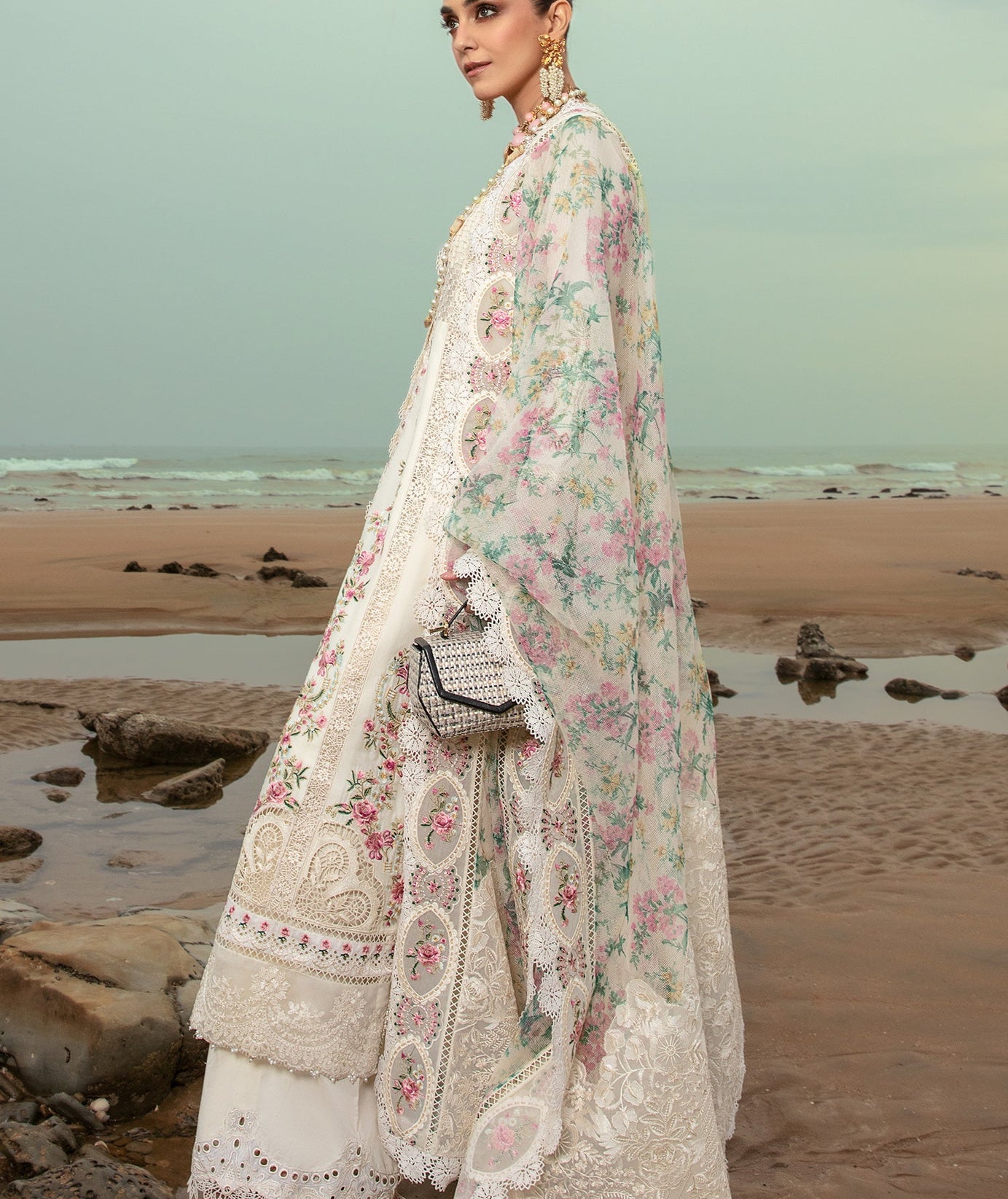 Saira Shakira By Crimson Lawn'24 D#4B