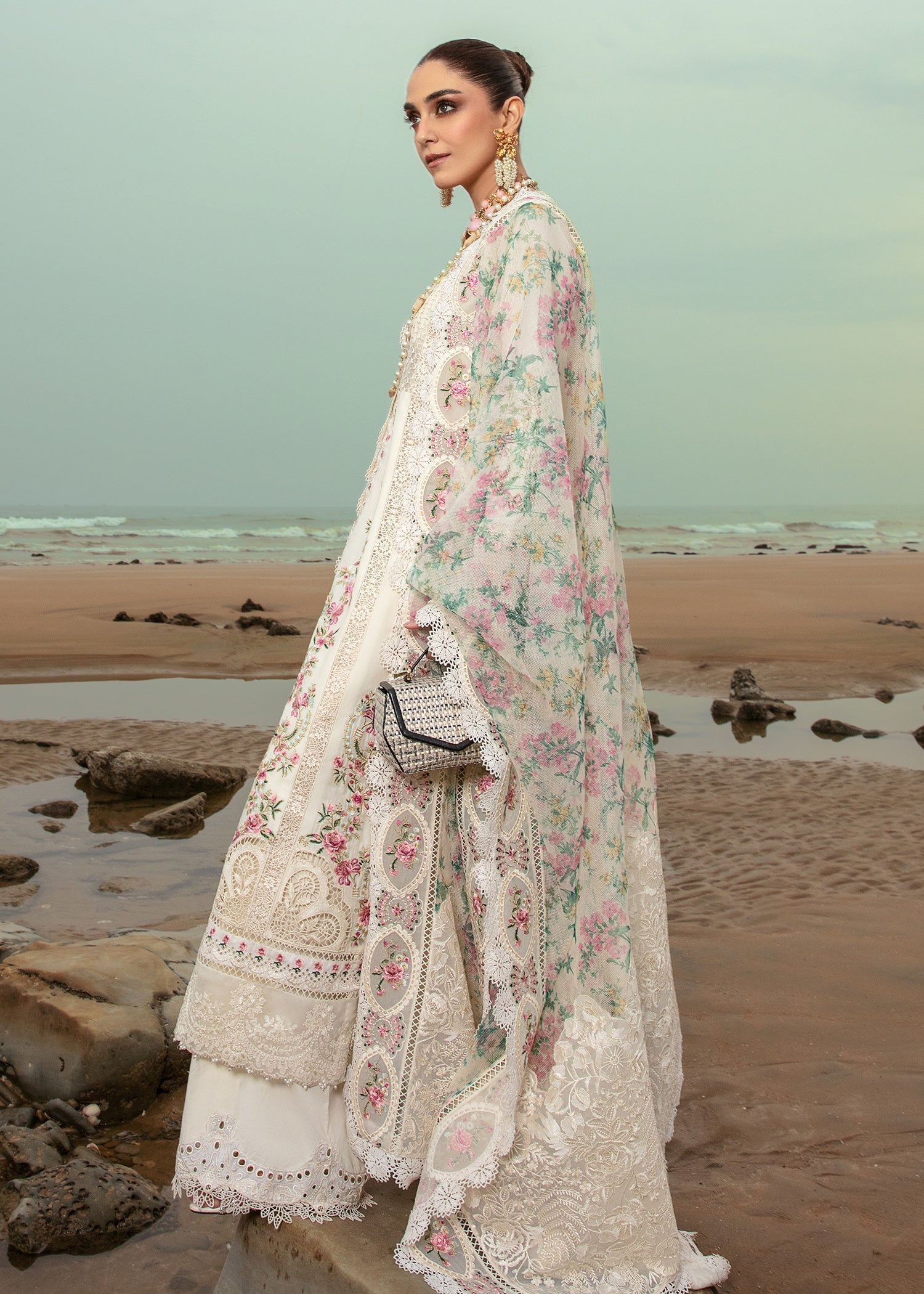 Saira Shakira By Crimson Lawn'24 D#4B