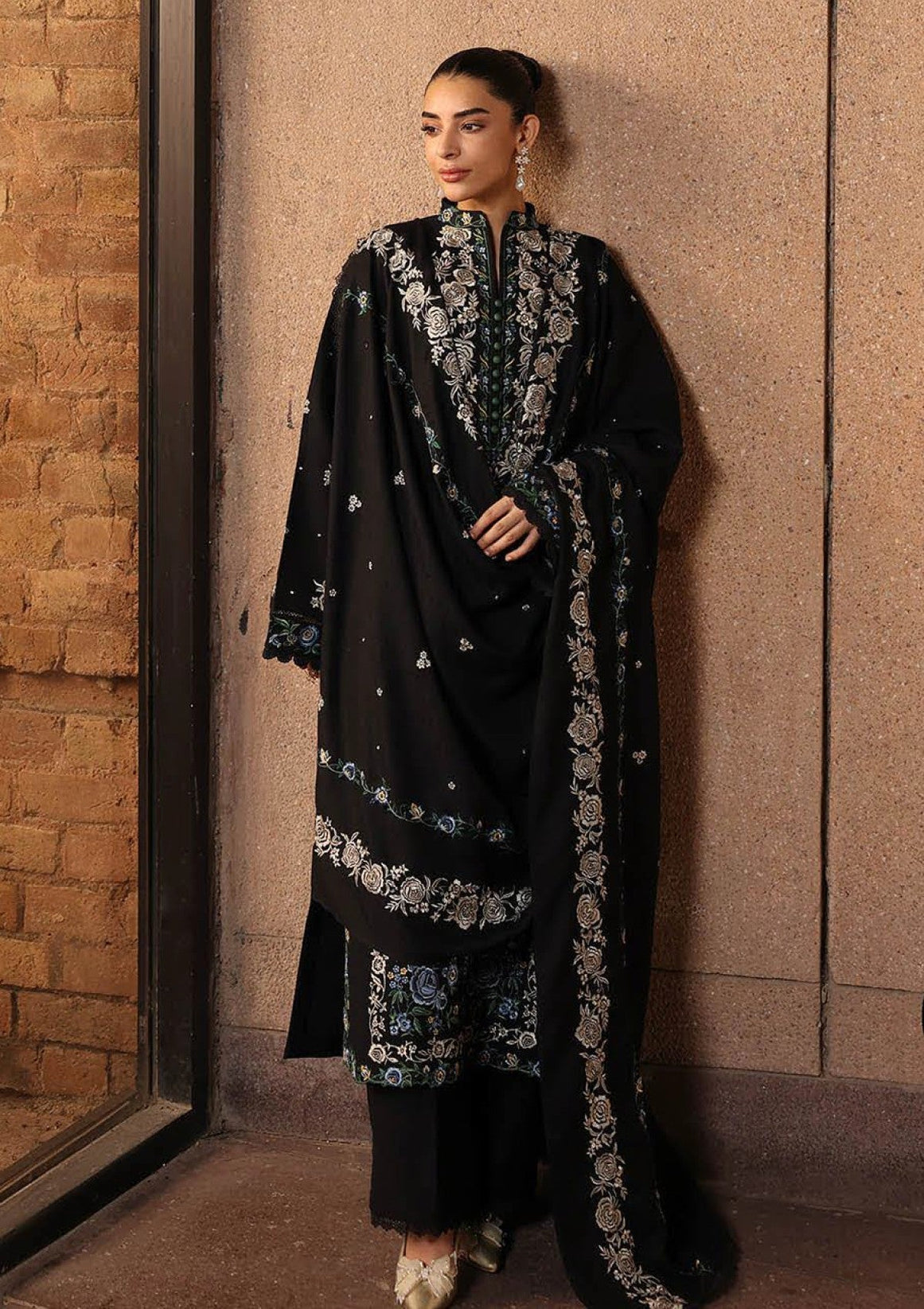 Raj Bari P/Winter Shawl`25 D#01