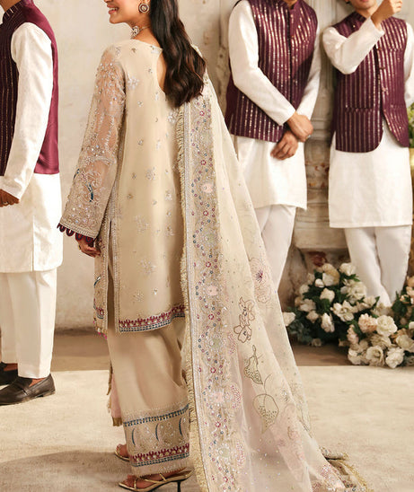 RA Nureh Jhoomro L/Formal'24 NL#72