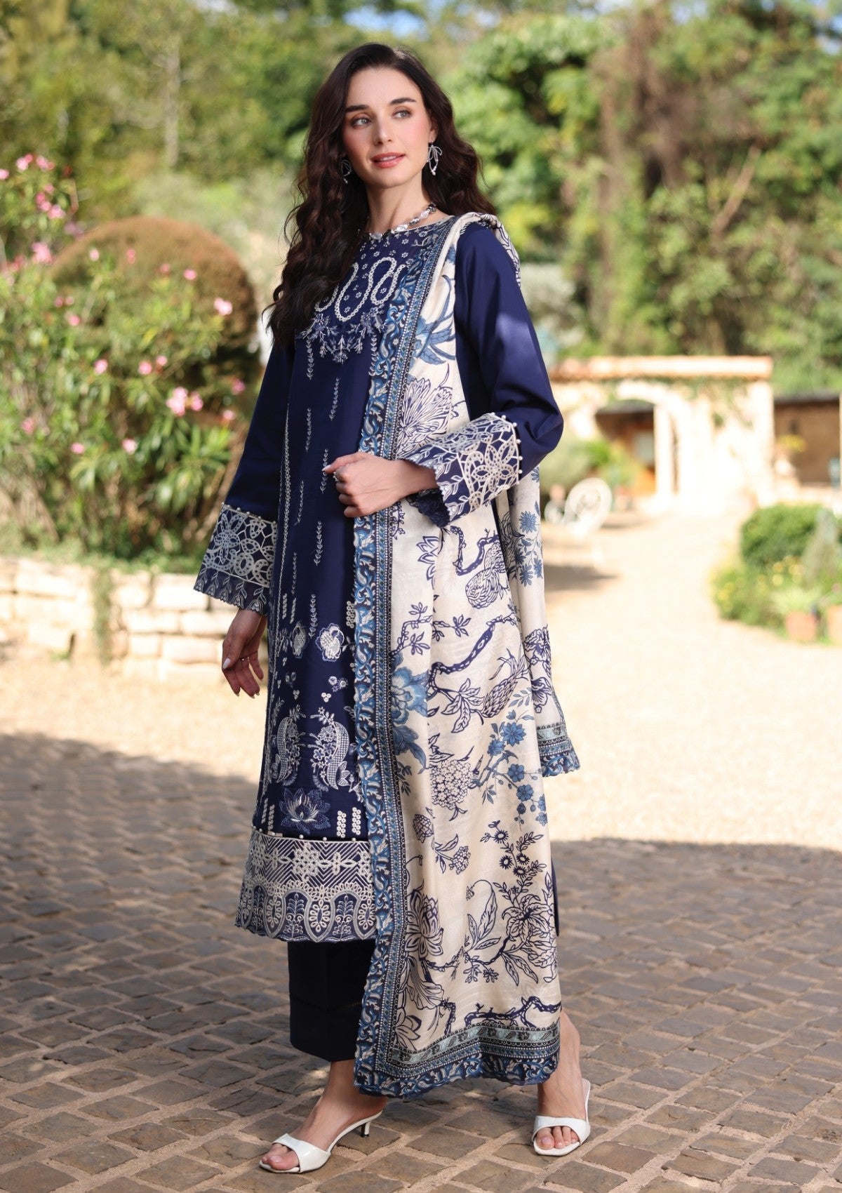 Ayleen Luxe Blossom`26 (KASHISH)