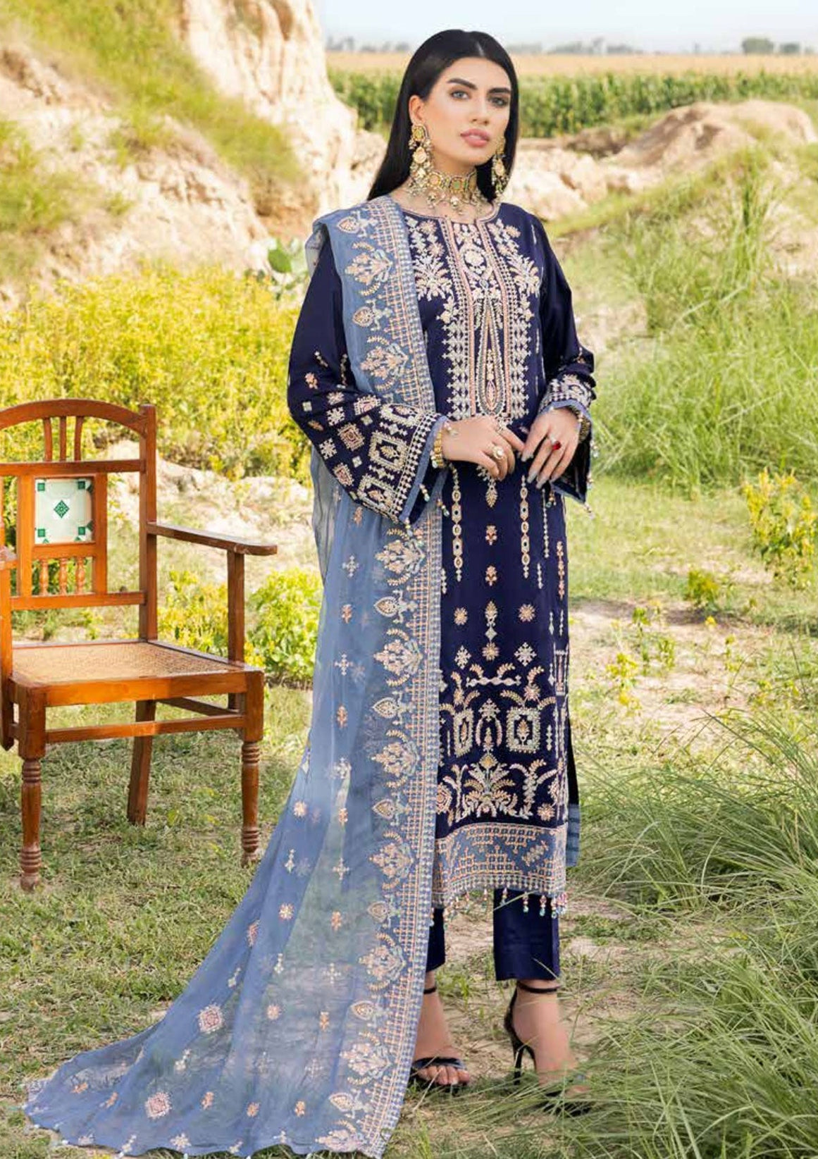 Muscari Emb Cotton Satin`22 D#111