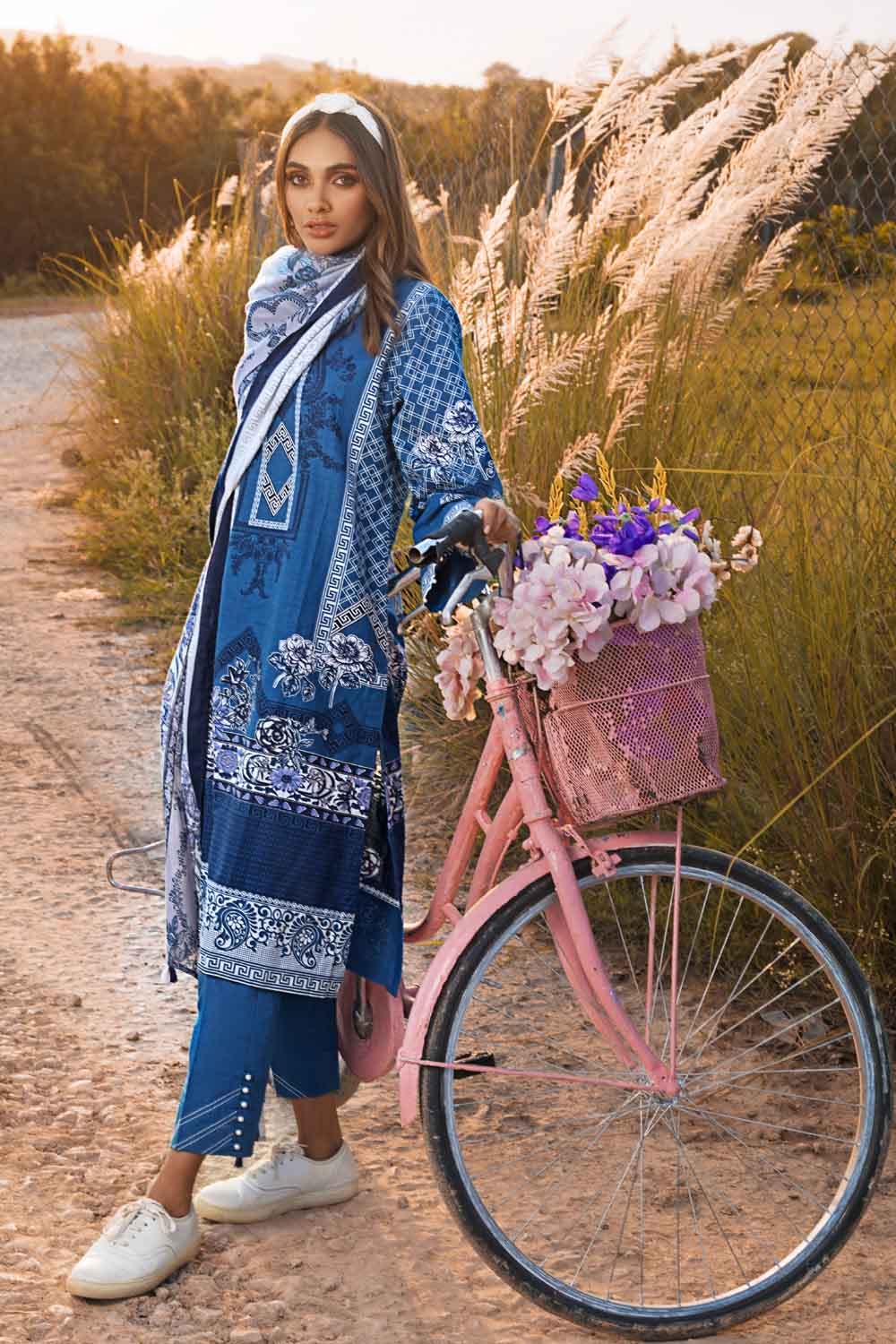Gul Ahmed Winter Collection`21 AP # 12077