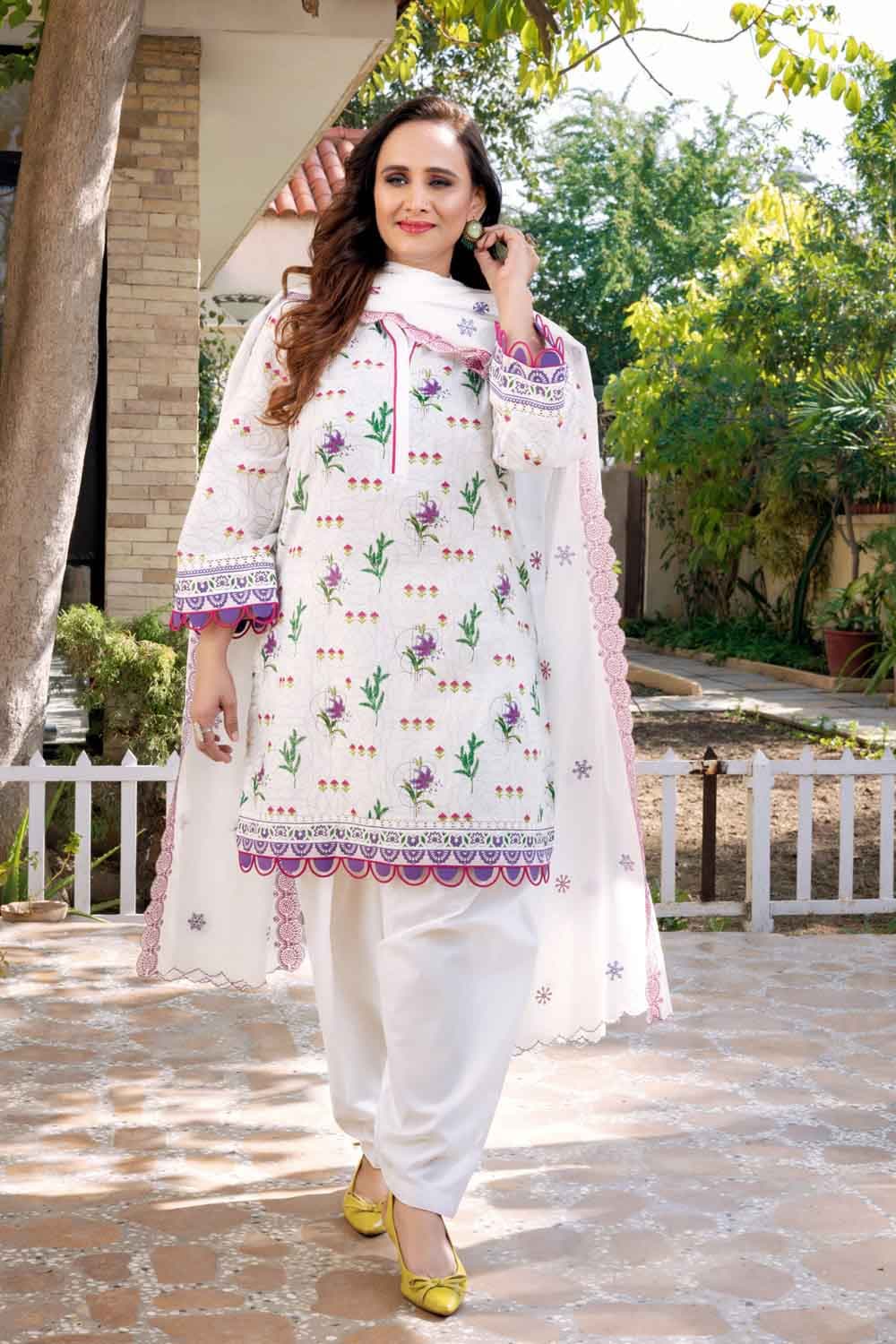 Gul Ahmed Summer`22 DM-22012