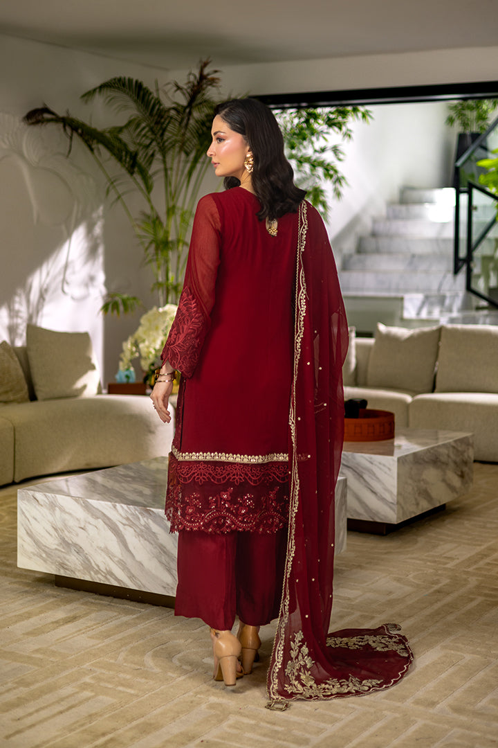 Manahil Lakhani L/Chiffon`25 (Royale)