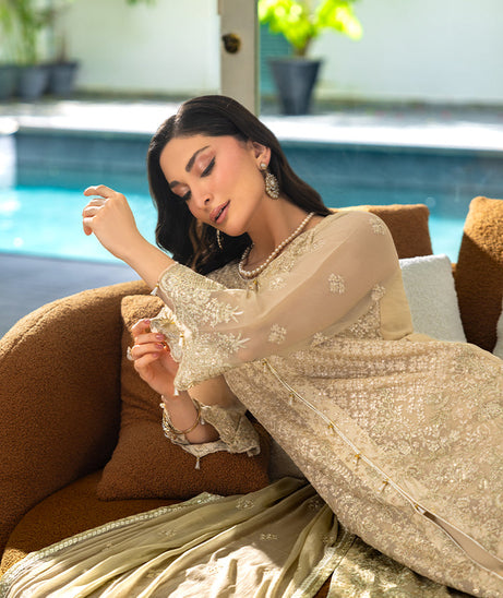 Manahil Lakhani L/Chiffon`25 (Lumee)