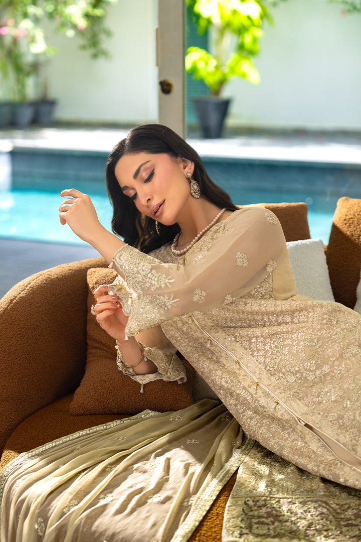 Manahil Lakhani L/Chiffon`25 (Lumee)
