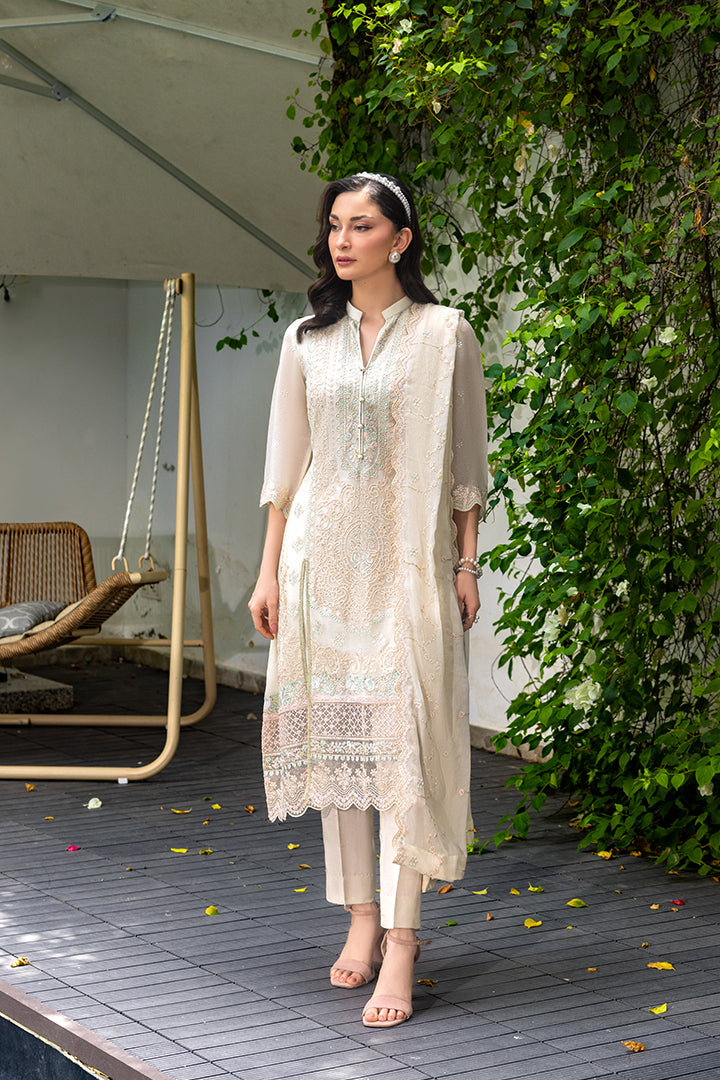 Manahil Lakhani L/Chiffon`25 (Ivory)