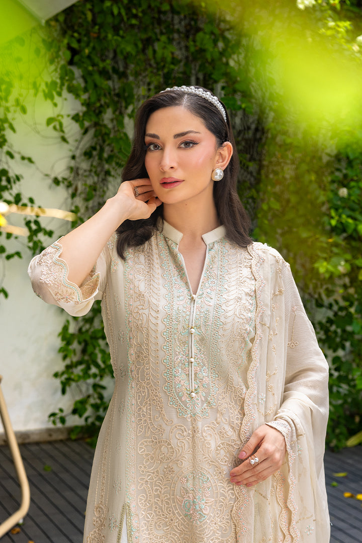 Manahil Lakhani L/Chiffon`25 (Ivory)