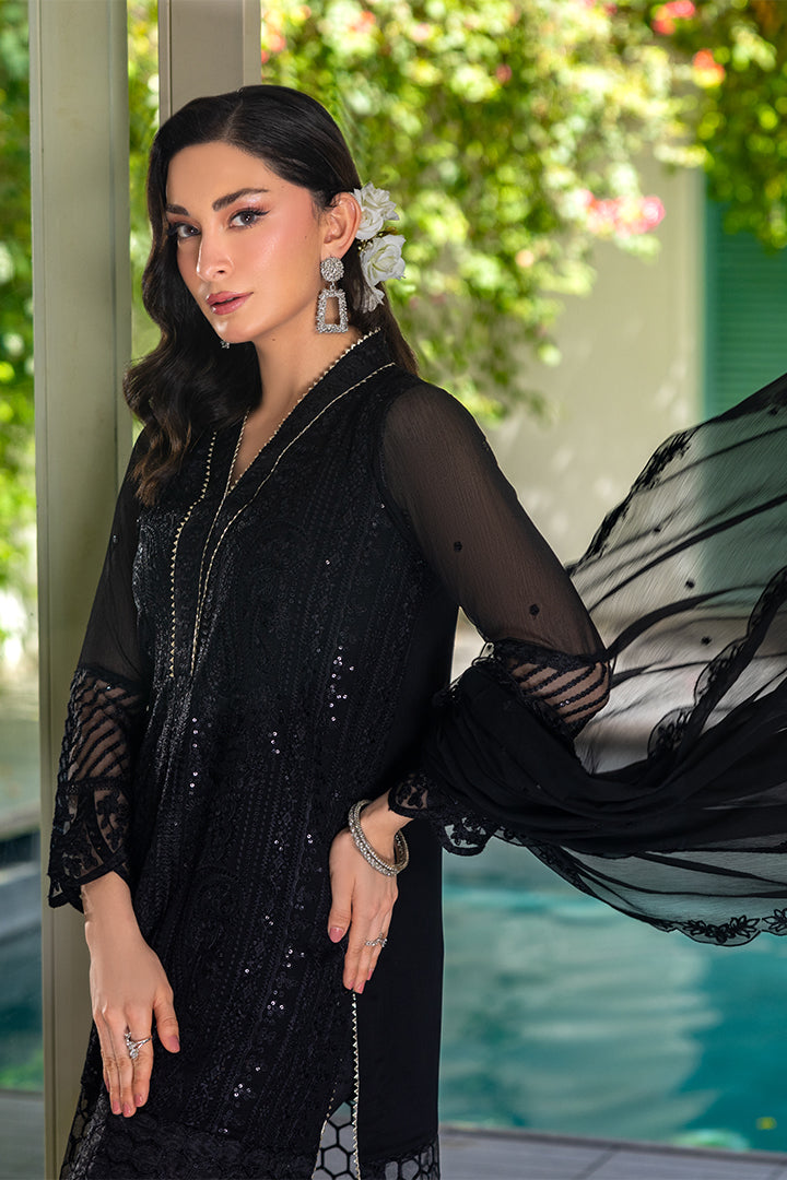 Manahil Lakhani L/Chiffon`25 (Nyra)