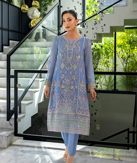 Manahil Lakhani L/Chiffon`25 (Azura)