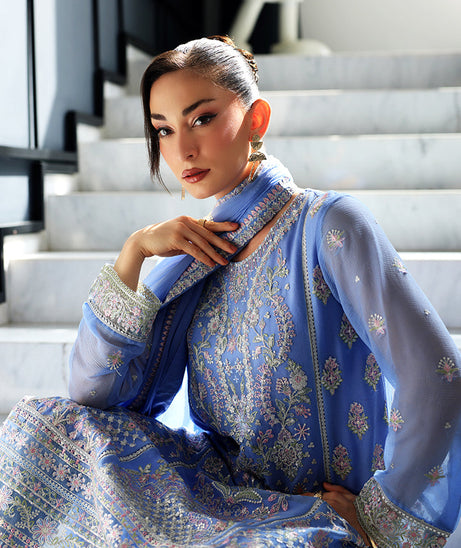 Manahil Lakhani L/Chiffon`25 (Azura)