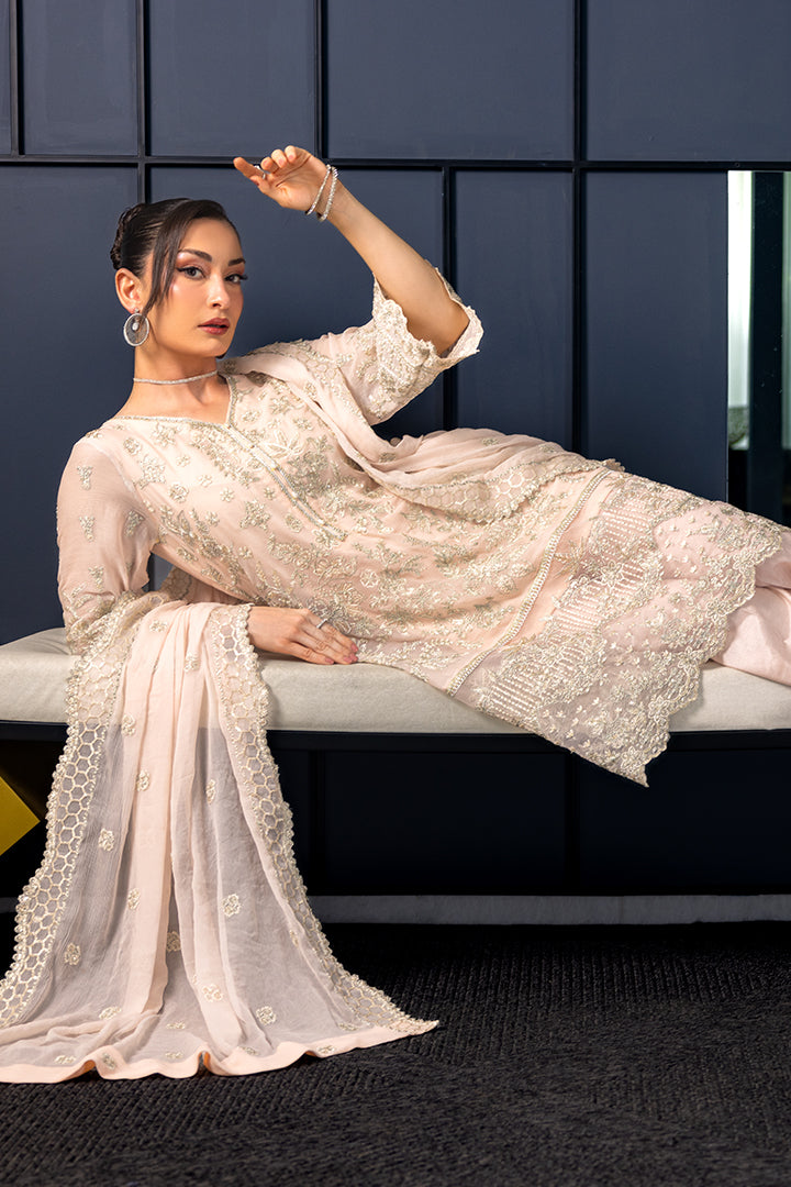 Manahil Lakhani L/Chiffon`25 (Blushe)