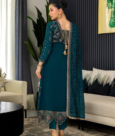 Manahil Lakhani L/Chiffon`25 (Esmara)