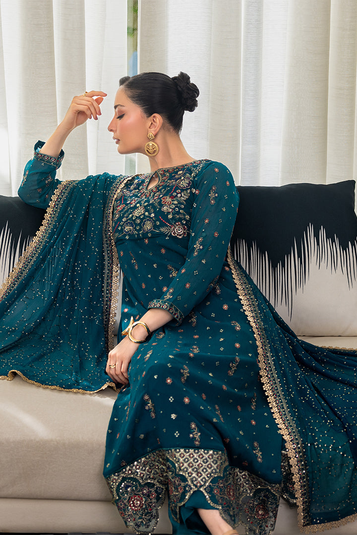 Manahil Lakhani L/Chiffon`25 (Esmara)