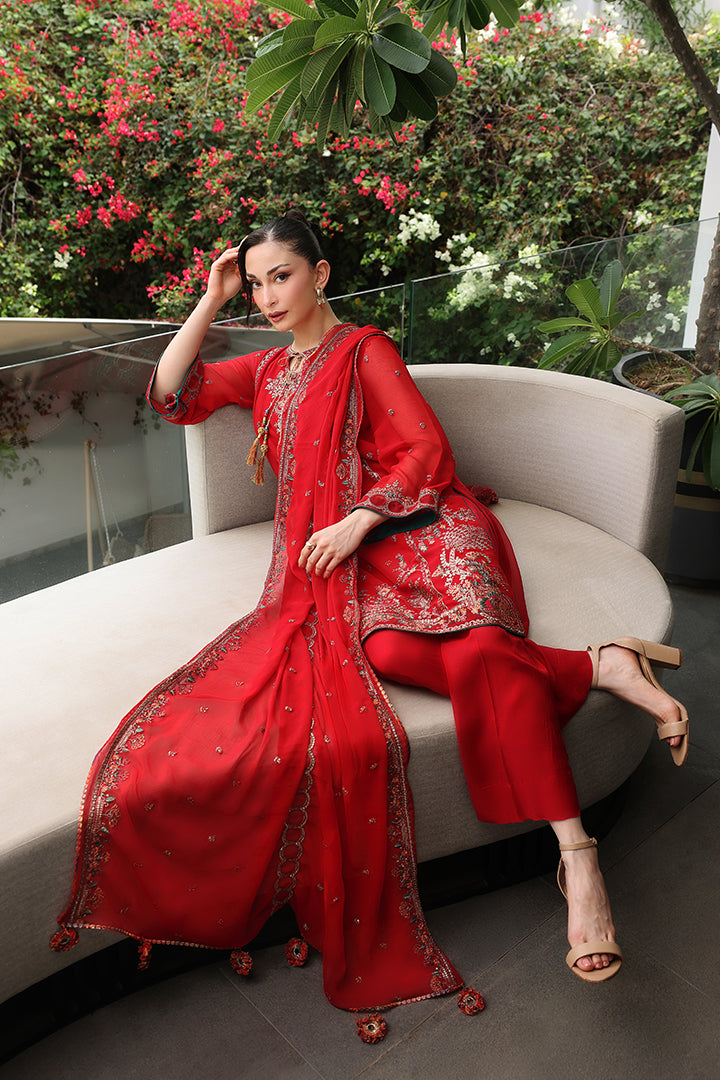 Manahil Lakhani L/Chiffon`25 (Amora)