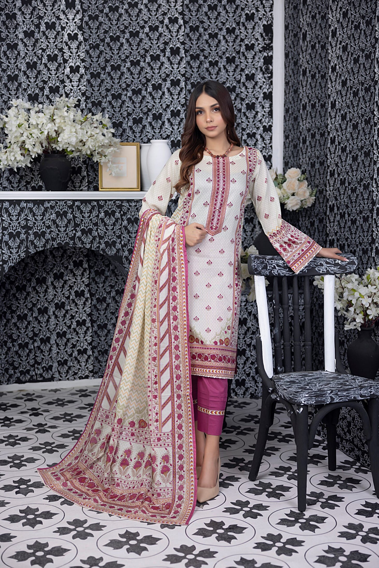 Regalia Salina Lawn`24 (Vol-3) D#12