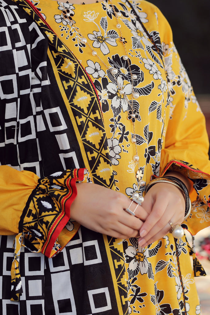 Lakhany Komal Lawn`22 D#2025 Yellow