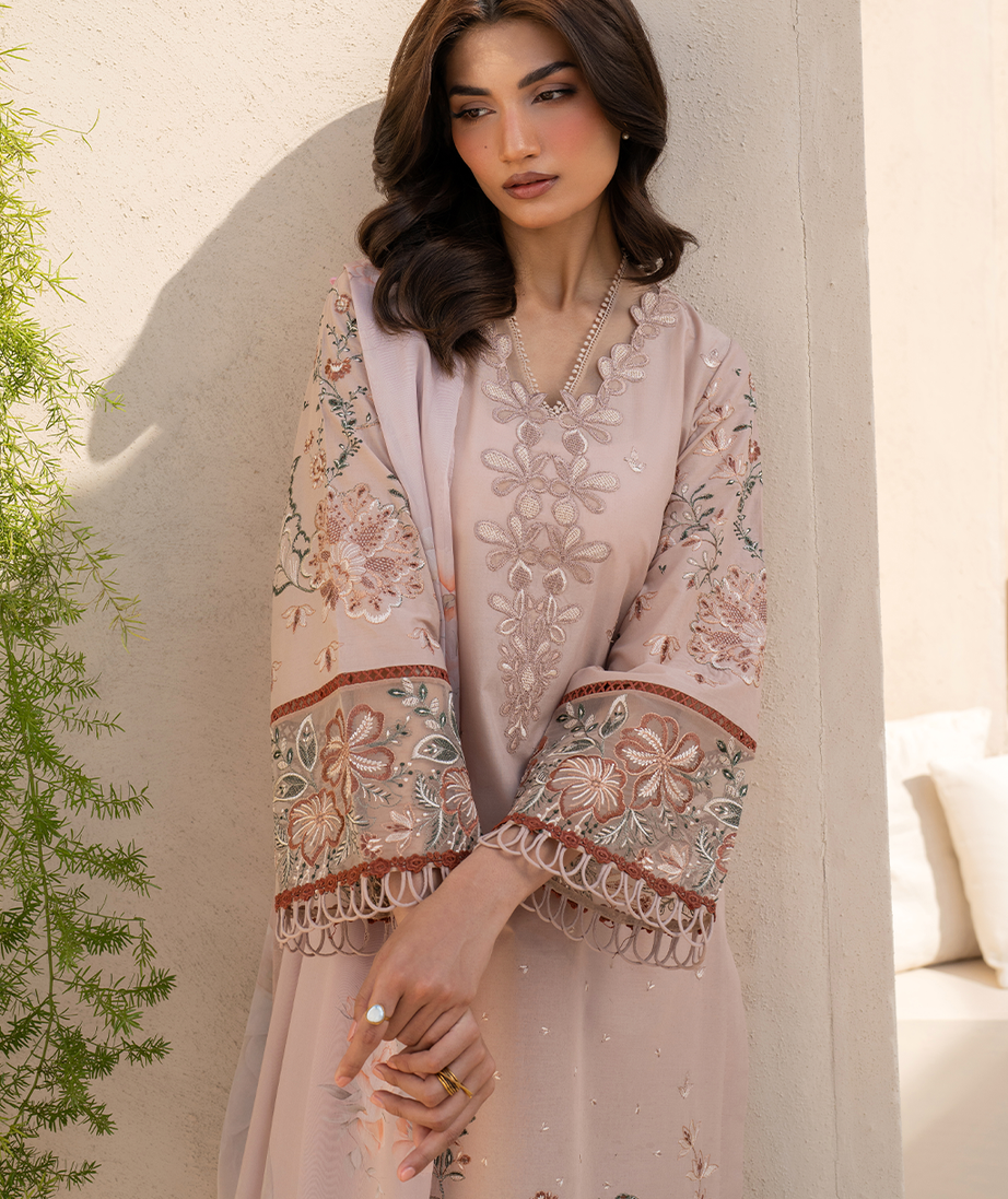 Iznik Festive Lawn Eid Edit'25 D#02