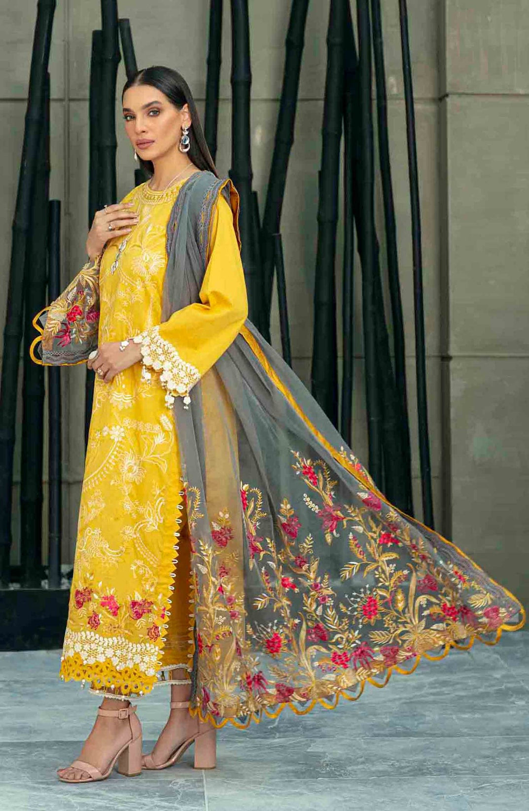 Raaya Carnation L/Lawn`22 D#08